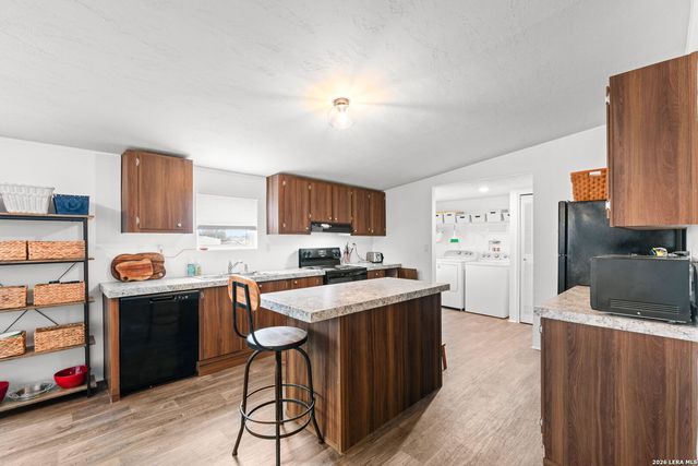 12606 Toro Dr, Atascosa, TX 78002