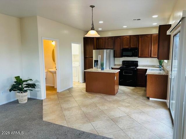 17460 W LISBON Lane, Surprise, AZ 85388