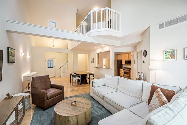2072 Liberty Heights, Ann Arbor, MI 48103