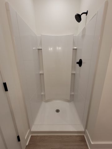 209 Sandalwood Way, Dickson, TN 37055