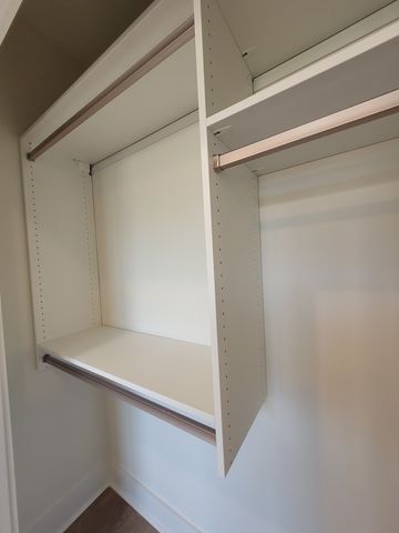 209 Sandalwood Way, Dickson, TN 37055