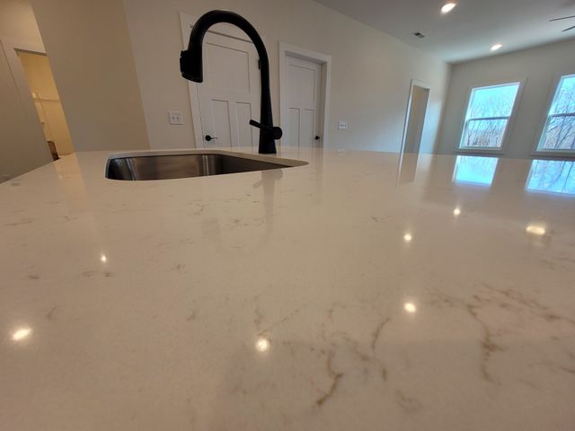 209 Sandalwood Way, Dickson, TN 37055