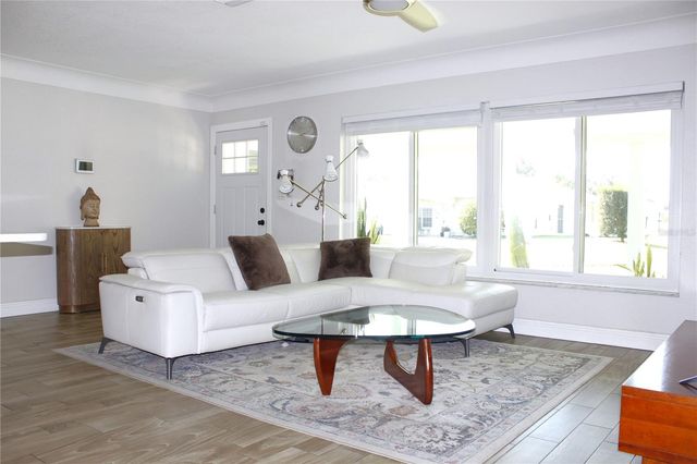 3201 45TH STREET N, St Petersburg, FL 33713