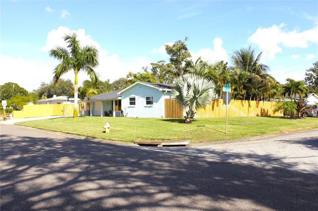 3201 45TH STREET N, St Petersburg, FL 33713