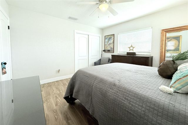 3201 45TH STREET N, St Petersburg, FL 33713