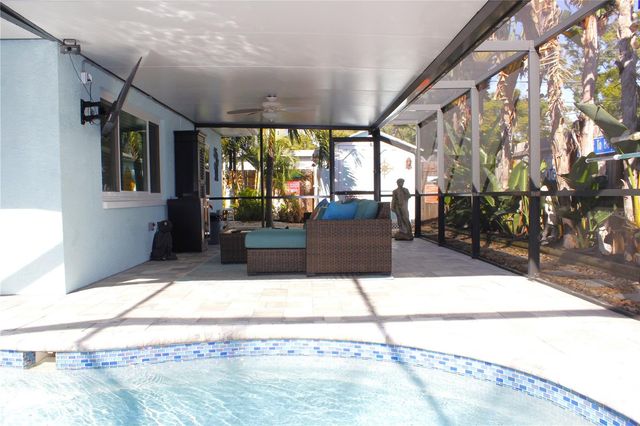 3201 45TH STREET N, St Petersburg, FL 33713