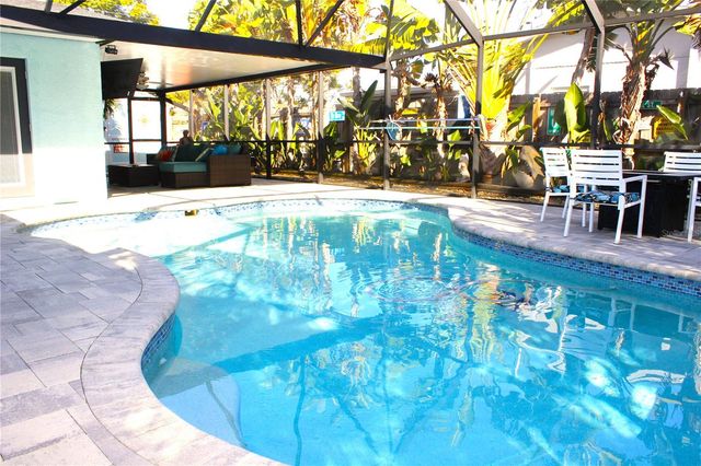 3201 45TH STREET N, St Petersburg, FL 33713