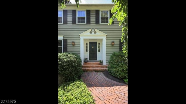 35 Rolling Hill Rd, Bernardsville Boro, NJ 07924