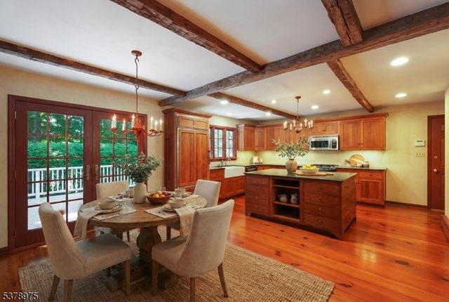 35 Rolling Hill Rd, Bernardsville Boro, NJ 07924