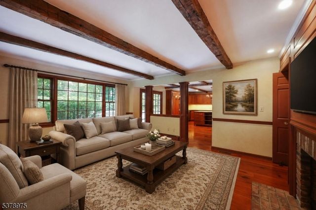35 Rolling Hill Rd, Bernardsville Boro, NJ 07924