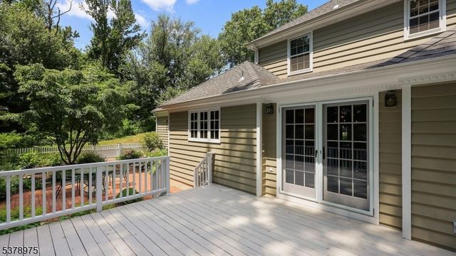35 Rolling Hill Rd, Bernardsville Boro, NJ 07924