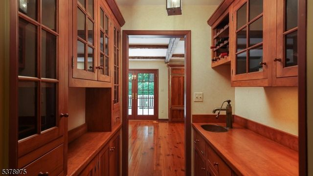 35 Rolling Hill Rd, Bernardsville Boro, NJ 07924