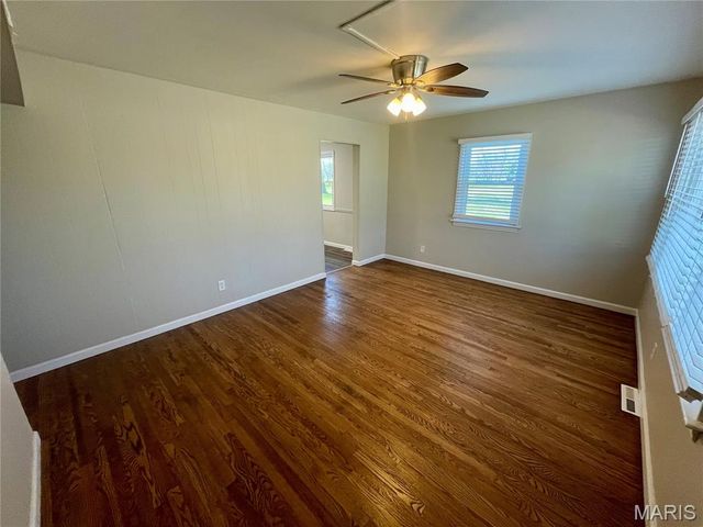 4224 Ashby Road, St Ann, MO 63074