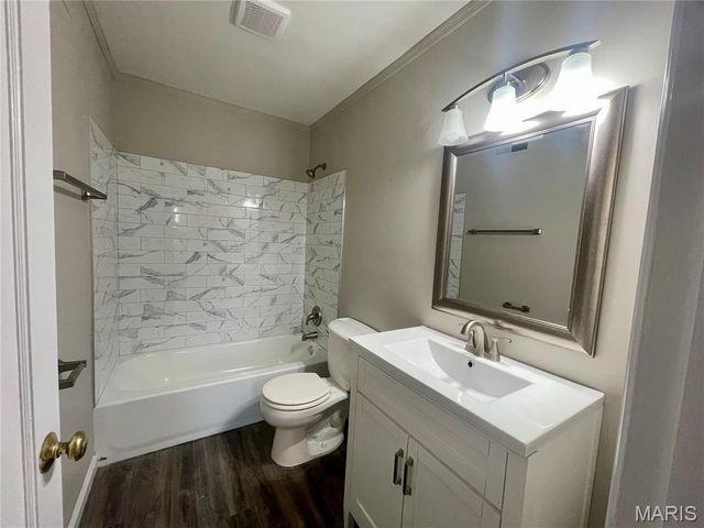 4224 Ashby Road, St Ann, MO 63074