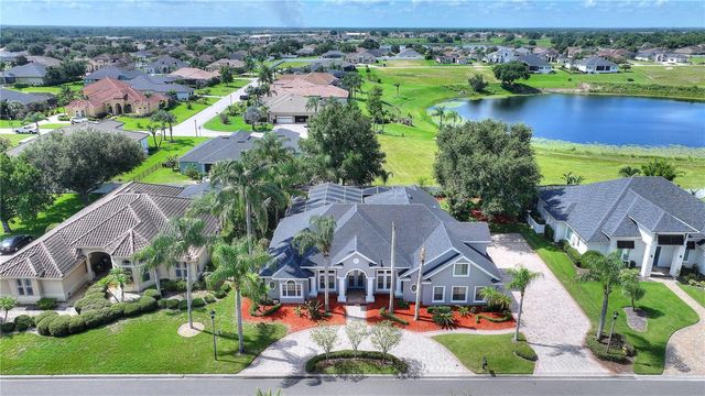 9469 WATERFORD OAKS DRIVE, Winter Haven, FL 33884