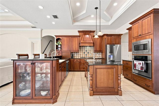 9469 WATERFORD OAKS DRIVE, Winter Haven, FL 33884