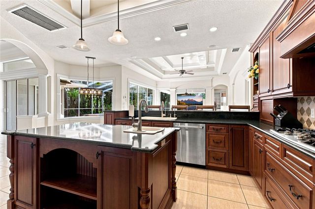 9469 WATERFORD OAKS DRIVE, Winter Haven, FL 33884