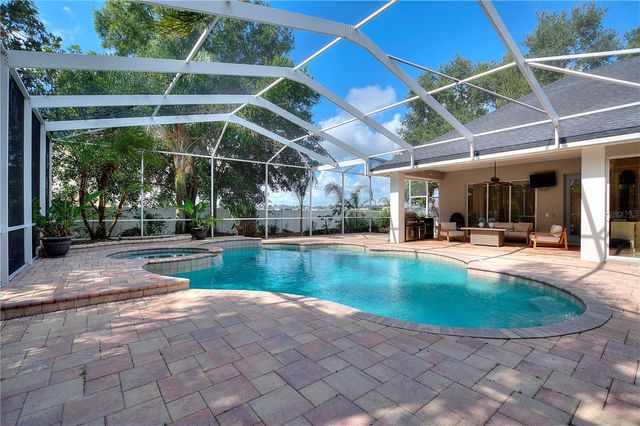 9469 WATERFORD OAKS DRIVE, Winter Haven, FL 33884