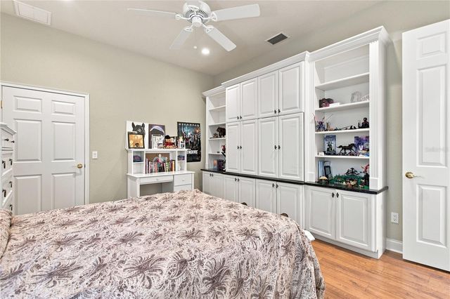9469 WATERFORD OAKS DRIVE, Winter Haven, FL 33884