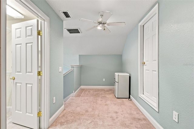 9469 WATERFORD OAKS DRIVE, Winter Haven, FL 33884