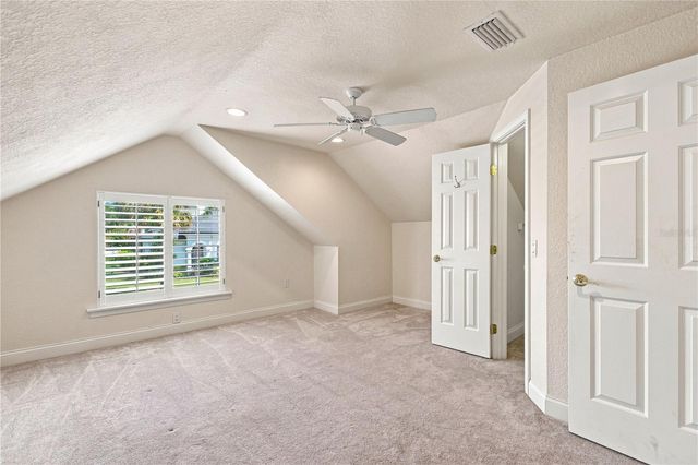 9469 WATERFORD OAKS DRIVE, Winter Haven, FL 33884