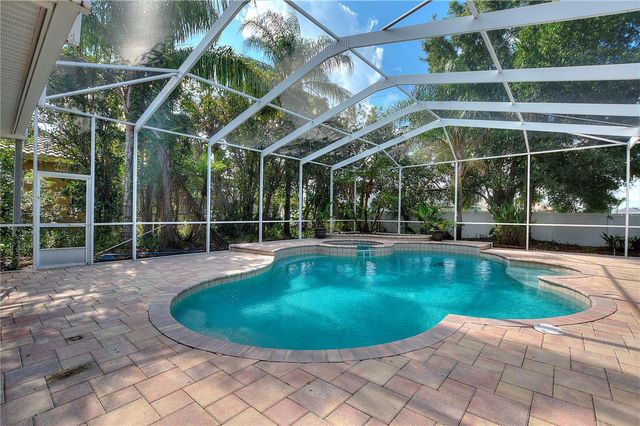 9469 WATERFORD OAKS DRIVE, Winter Haven, FL 33884