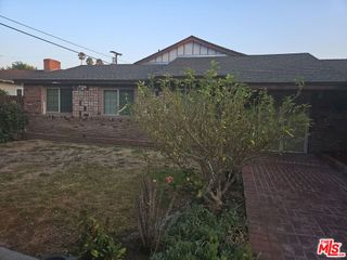 19136 Malden Street, Northridge, CA 91324