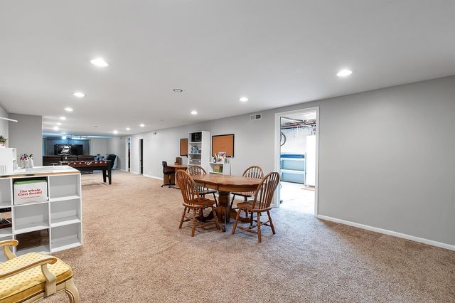 613 N Meridian Rd Rear, Newton, KS 67114