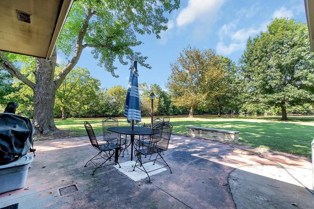 613 N Meridian Rd Rear, Newton, KS 67114