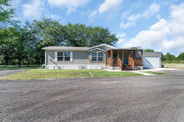613 N Meridian Rd Rear, Newton, KS 67114