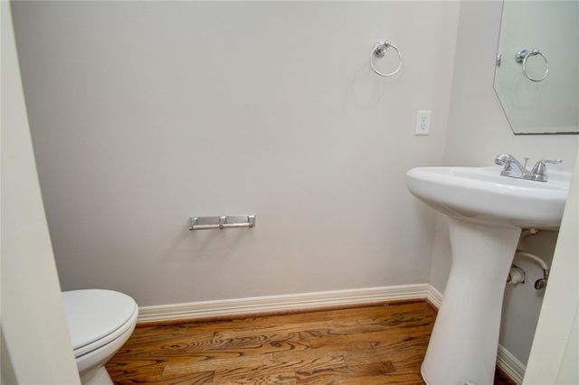 3207 Holly Crossing Drive, Houston, TX 77042