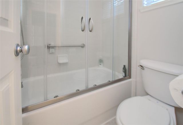 3207 Holly Crossing Drive, Houston, TX 77042