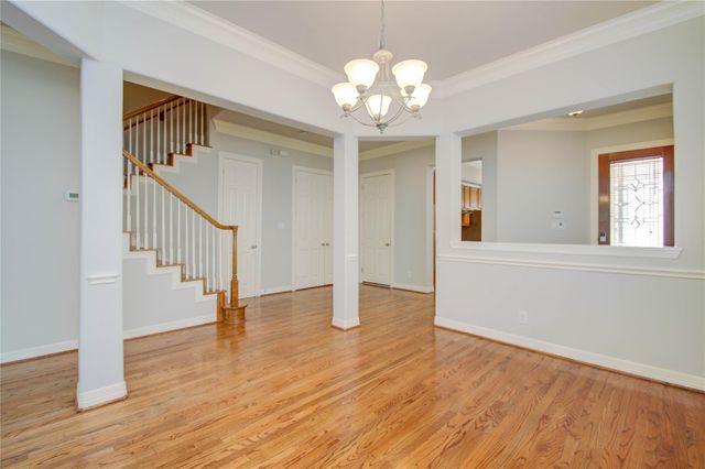 3207 Holly Crossing Drive, Houston, TX 77042