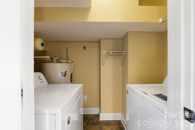 8 Cottage Cove Lane, Asheville, NC 28803
