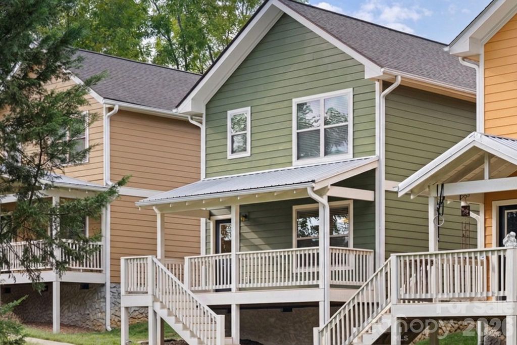 8 Cottage Cove Lane, Asheville, NC 28803