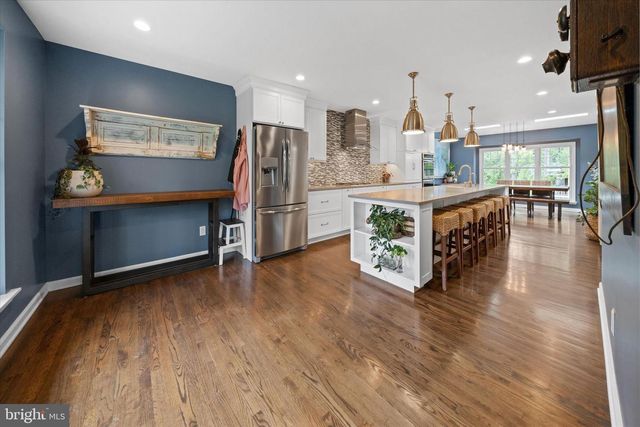 1123 INDEPENDENCE DR, West Chester, PA 19382