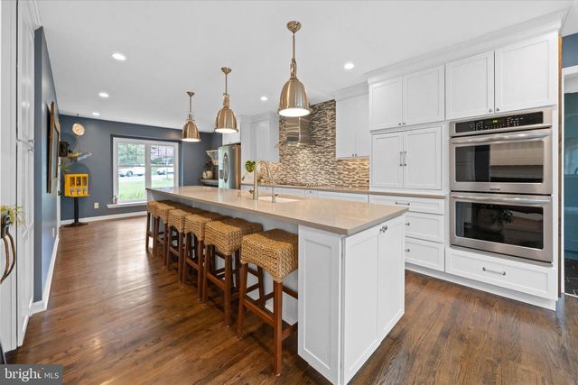 1123 INDEPENDENCE DR, West Chester, PA 19382