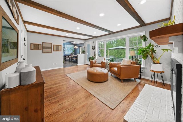 1123 INDEPENDENCE DR, West Chester, PA 19382