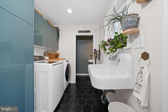 1123 INDEPENDENCE DR, West Chester, PA 19382