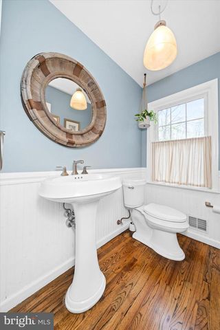 1123 INDEPENDENCE DR, West Chester, PA 19382