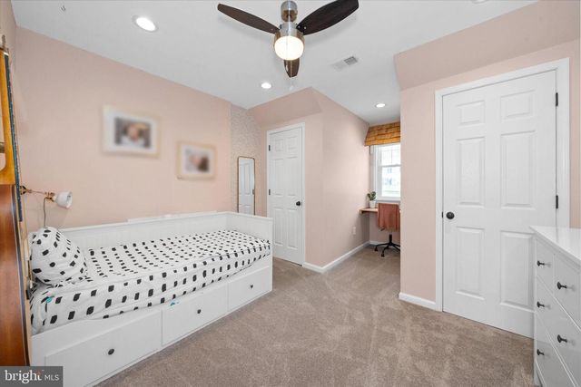 1123 INDEPENDENCE DR, West Chester, PA 19382