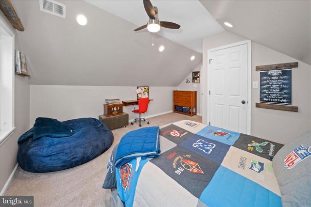 1123 INDEPENDENCE DR, West Chester, PA 19382