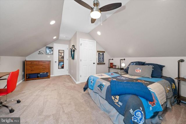 1123 INDEPENDENCE DR, West Chester, PA 19382