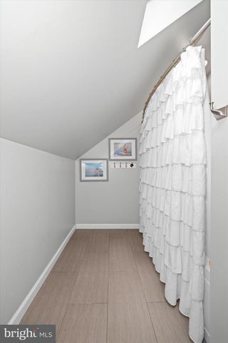 1123 INDEPENDENCE DR, West Chester, PA 19382