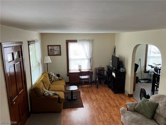 659 Buffalo Street, Conneaut, OH 44030
