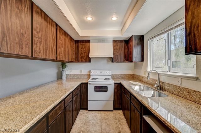 3263 Savalli Street D, Las Vegas, NV 89102
