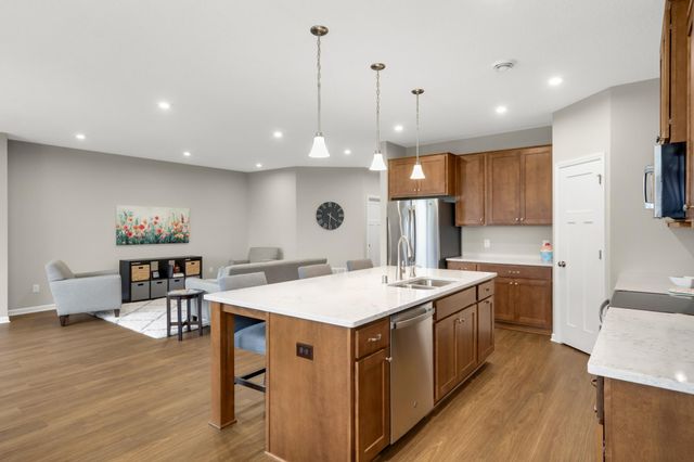 5603 135th Street N, Hugo, MN 55038
