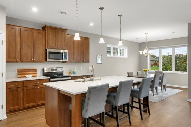 5603 135th Street N, Hugo, MN 55038