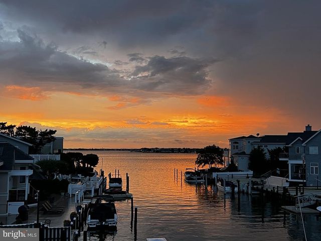 45 BUCKINGHAM AVE, Harvey Cedars, NJ 08008