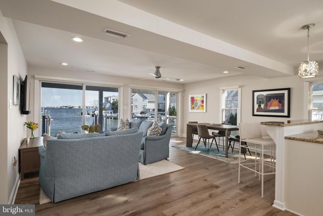 45 BUCKINGHAM AVE, Harvey Cedars, NJ 08008